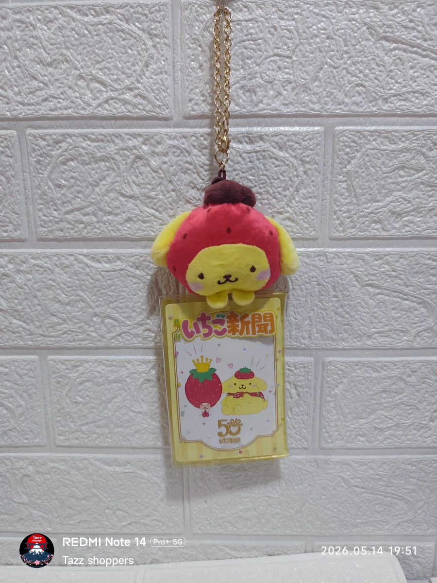 Llavero Porta Fotos Pompompurin Fresa - Colección Ichigo Shimbun 50th Anniversary