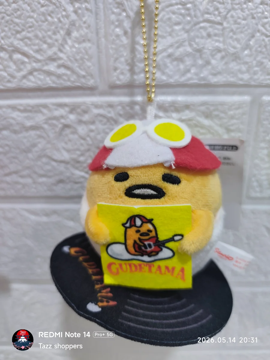 Llavero de Peluche Gudetama DJ con Disco de Vinilo - Colección Sanrio Original